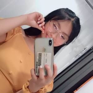 Meet your Posher, Helen